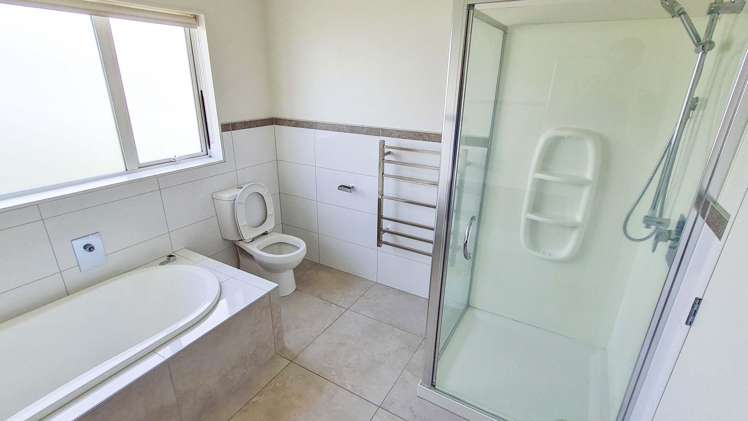 5 Mccathie Drive Flat Bush_12