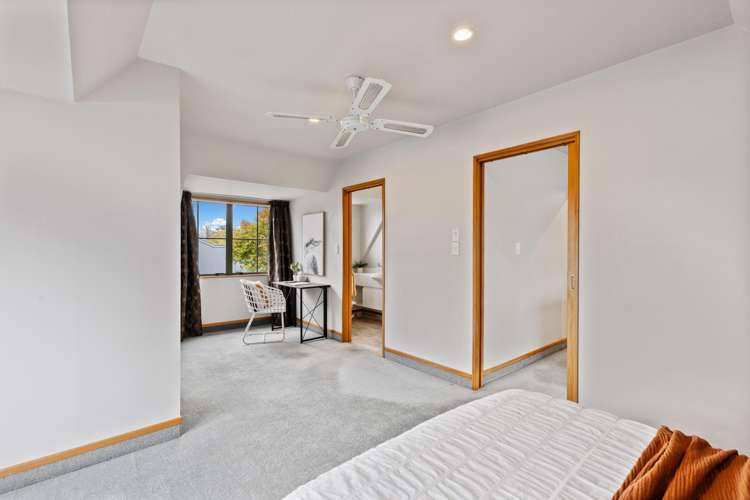 1/5 Andybrae Lane Saint Martins_12