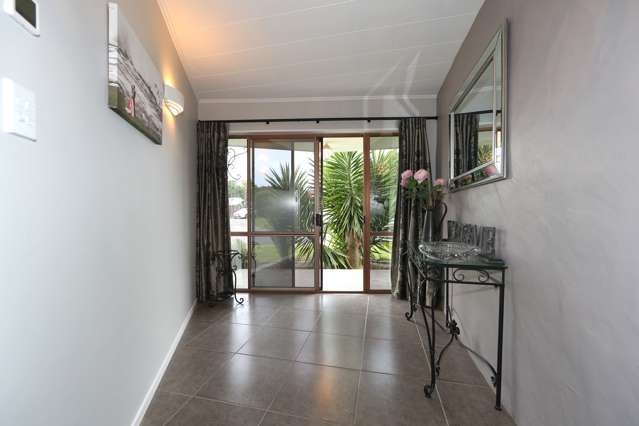 6 Hereford Place Tamatea_2