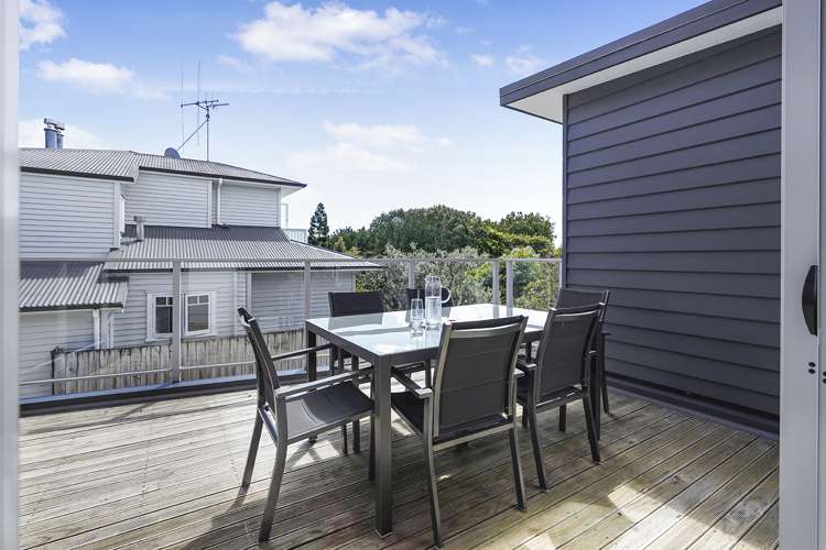 2/6 Dyer Street Whitiora_6
