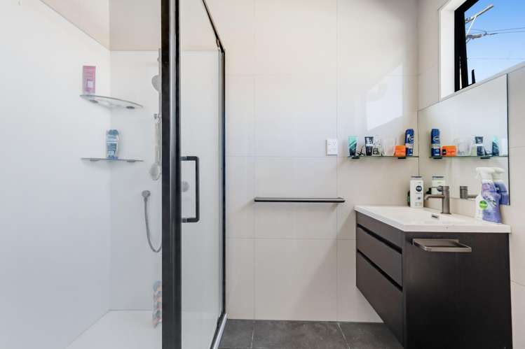 2/34 Patons Road Howick_12