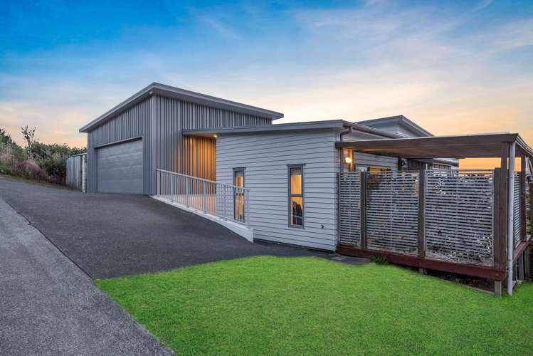 155 Keri Vista Rise Papakura_16