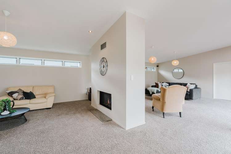 92 St James Drive Huntington_7