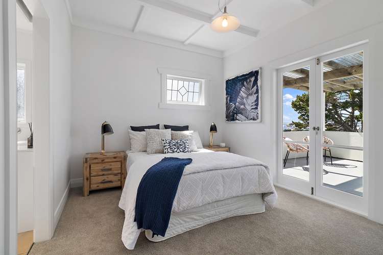 42 Seacliffe Road Hillsborough_11