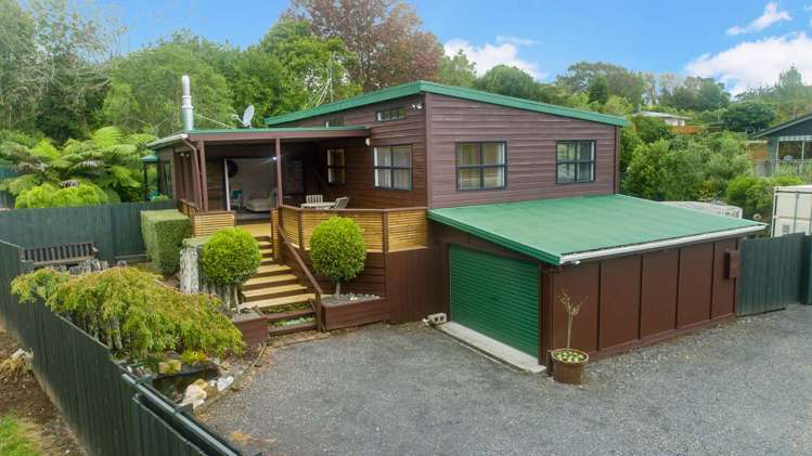 55 Victoria Street Waikino_18