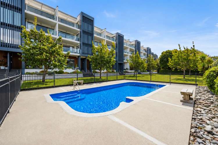 49/8 Thompson Park Road Mount Wellington_1