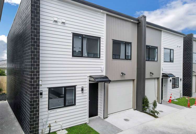 8 Malwa Lane Manurewa_5