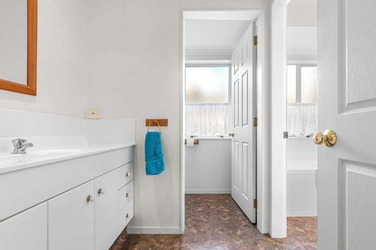 257 Saint Andrews Drive Bethlehem_16