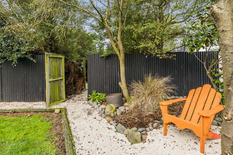 83 Gordon Street Southbridge_21