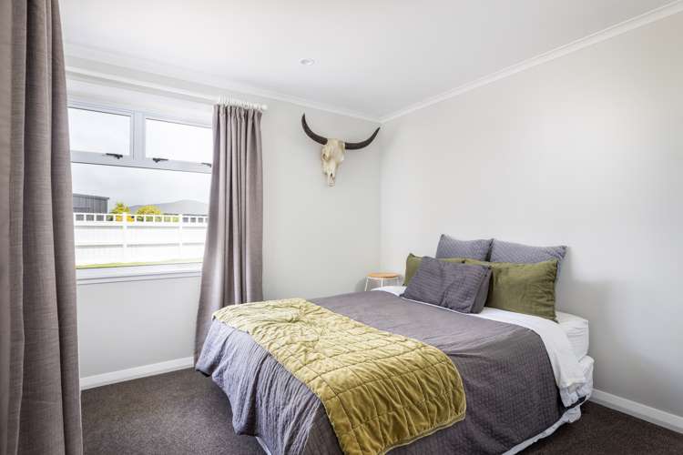 7 Lemont Place Westown_12