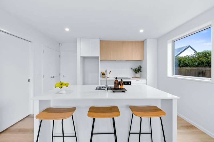5/1433 Springs Road_4