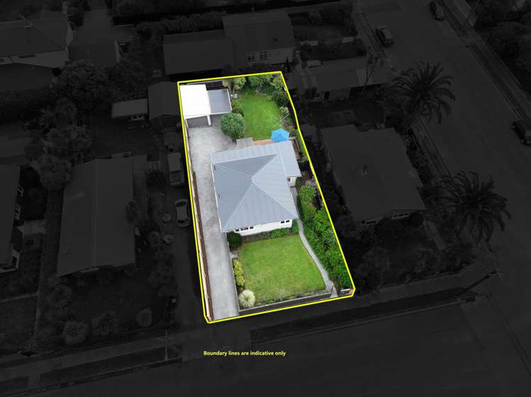 18 Augusta Street Redcliffs_24