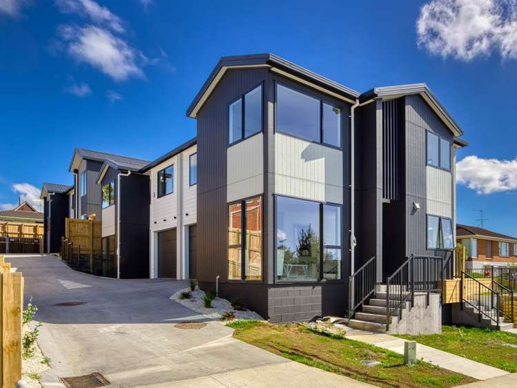 7A Maroubra Place Botany Downs_24