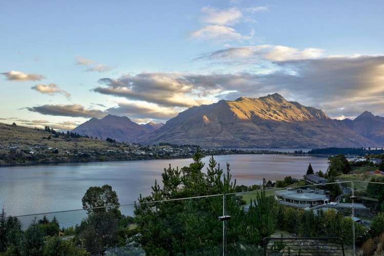 15c Potters Hill Drive Queenstown_18