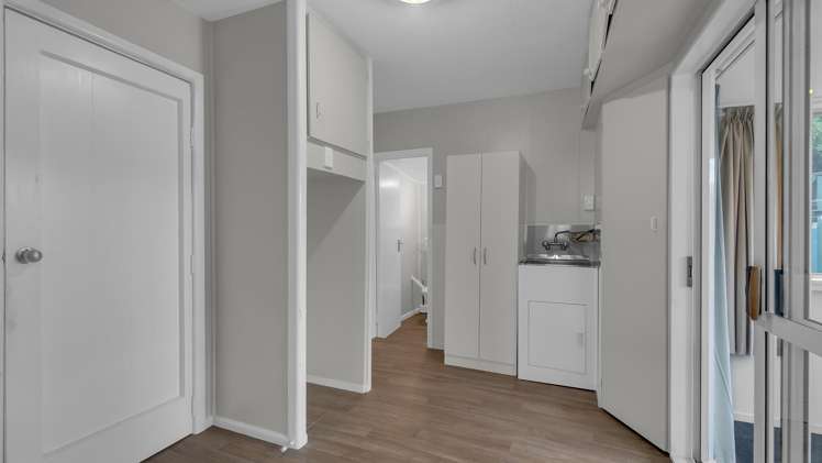 21 Holton Road Amberley_11