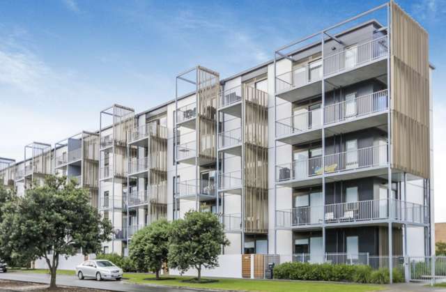 Modern apartment in convenient location