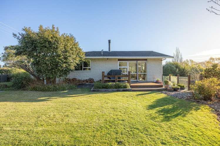 1632 Cust Road_1
