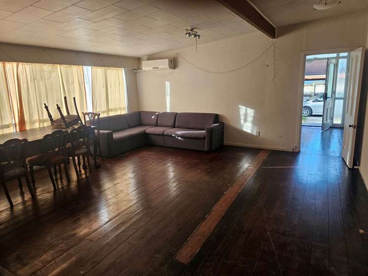 84 Settlement Road Papakura_4