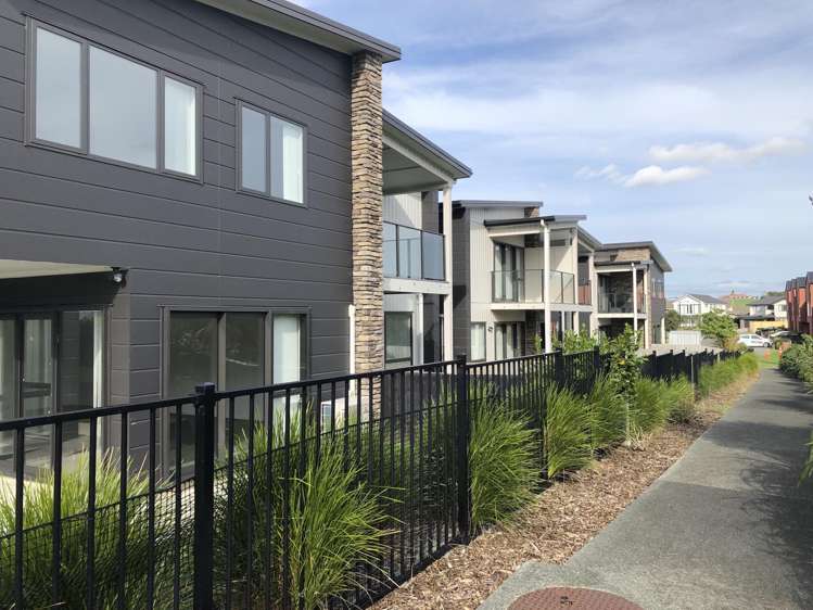 60C Hayfield Way Karaka_1