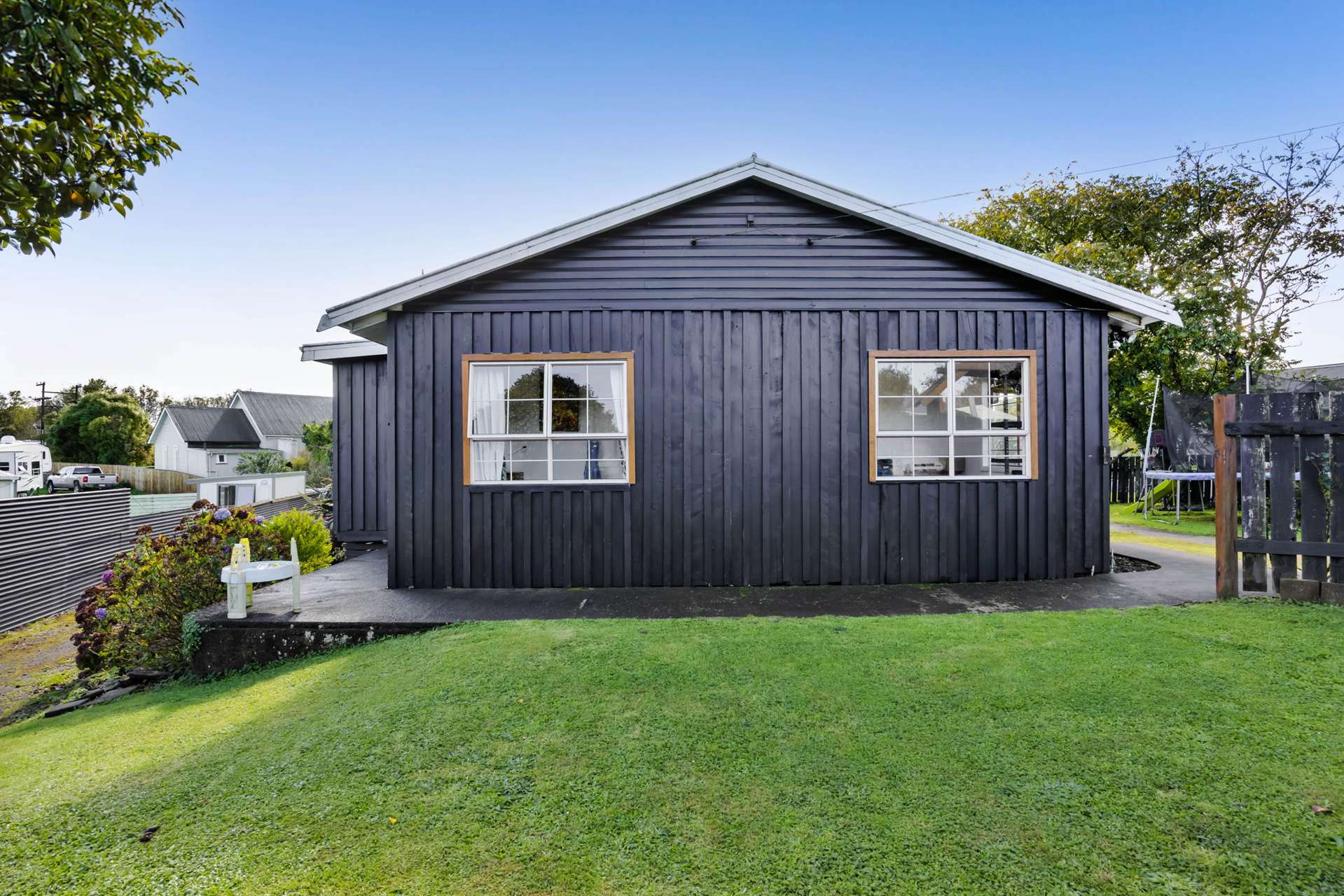 9 Standish Street Midhirst_0