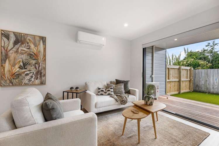 4/21 Divich Avenue Te Atatu South_4