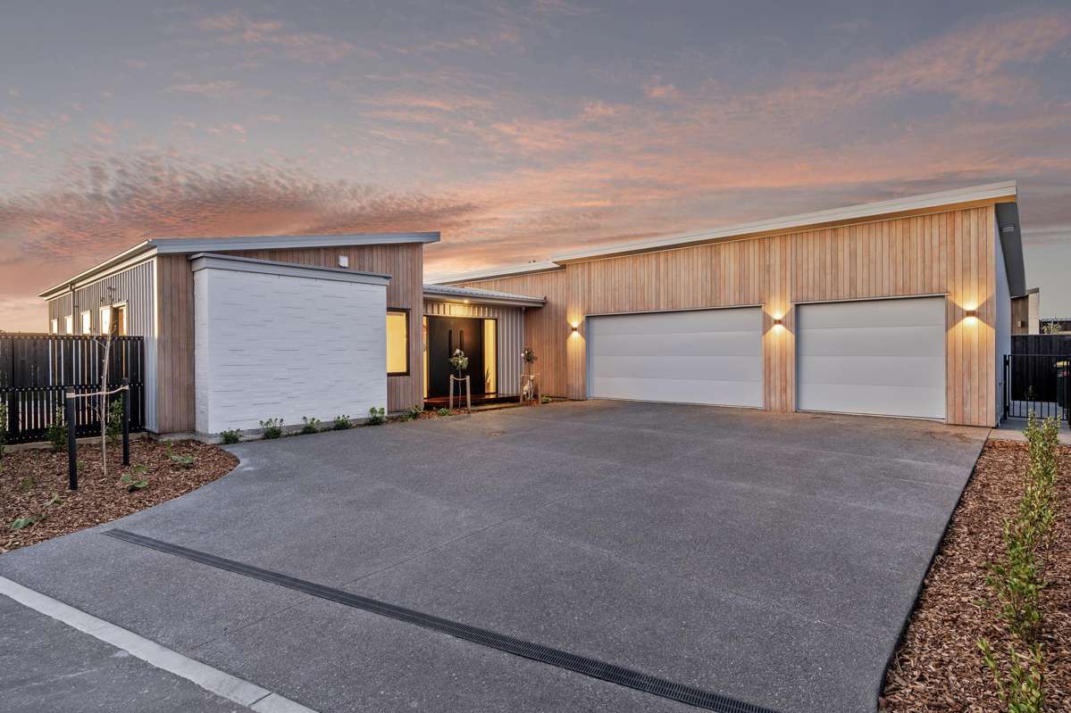 51 Bridgehampton Drive_0