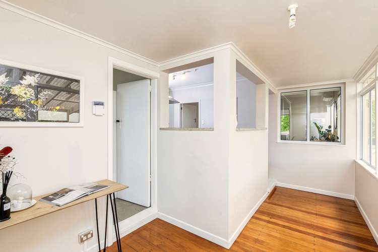 43 Eastglen Road Glen Eden_12