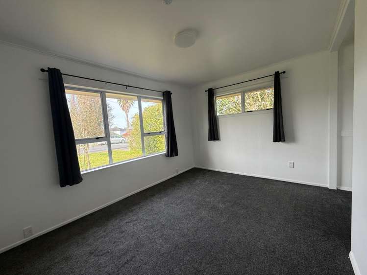 1 Buller Crescent Manurewa_6