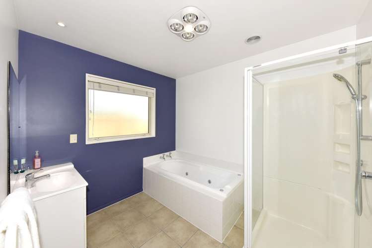 15 Palm Drive Shirley_16