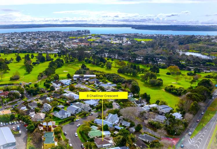 8 Challinor Crescent Mount Albert_16