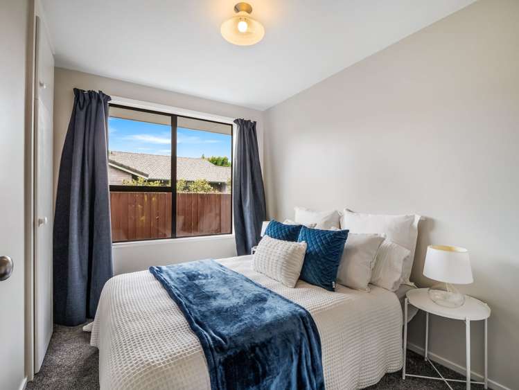 49 Yellowstone Crescent Burwood_24