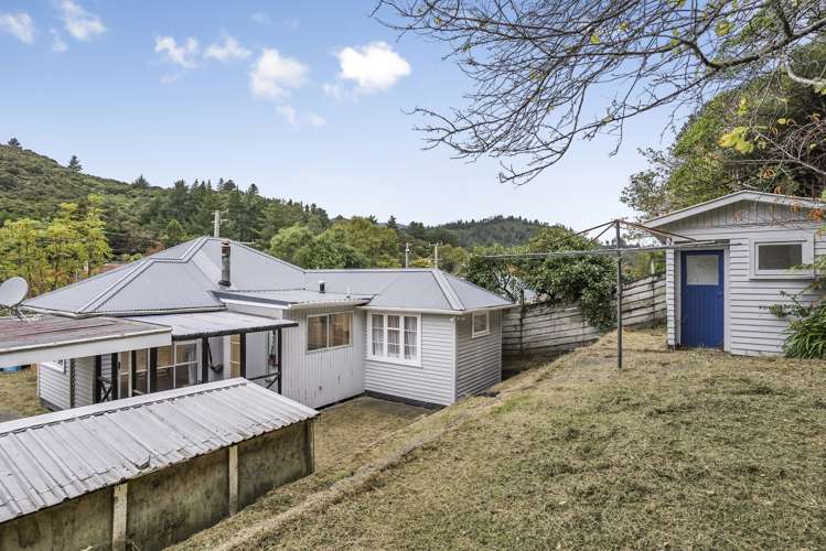 55 Hair Street Wainuiomata_12