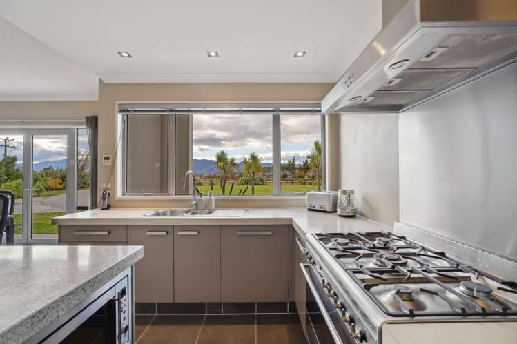 1153 Aubrey Road Wanaka_7