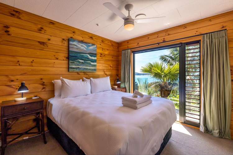 67 Kennedy Point Road Surfdale_17