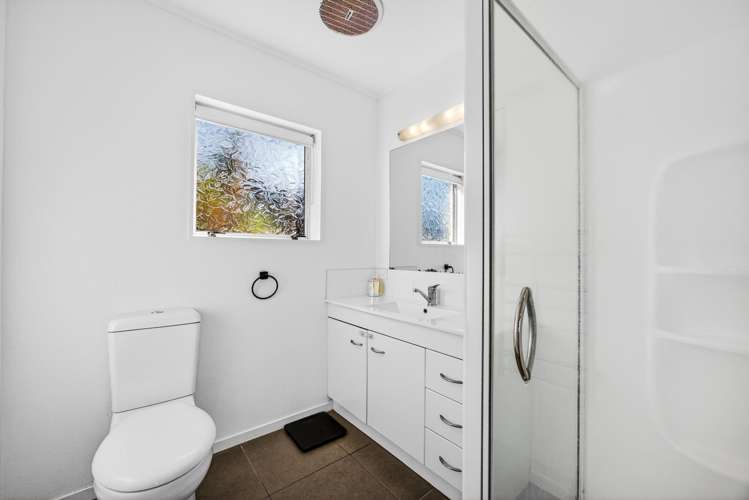 37B Polkinghorne Drive Manly_13