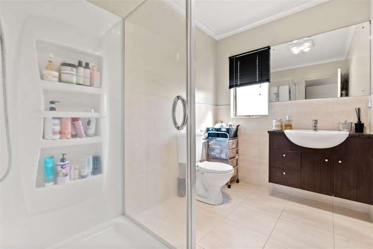 119 Baverstock Road Flat Bush_13