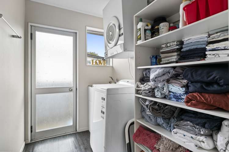 16 Carthew Street Okato_18