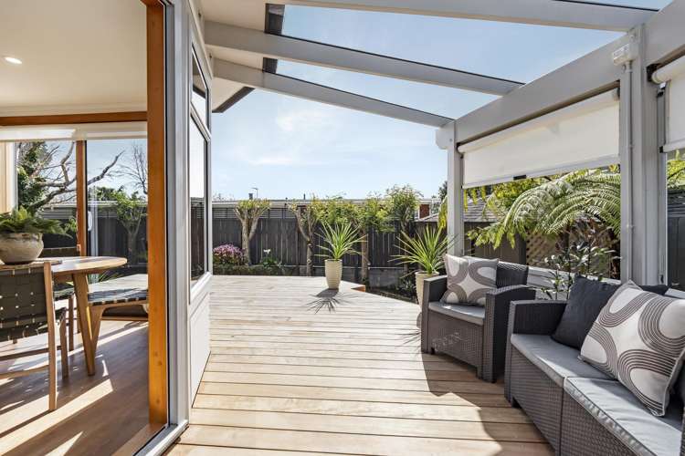 11 George Street New Plymouth Central_16
