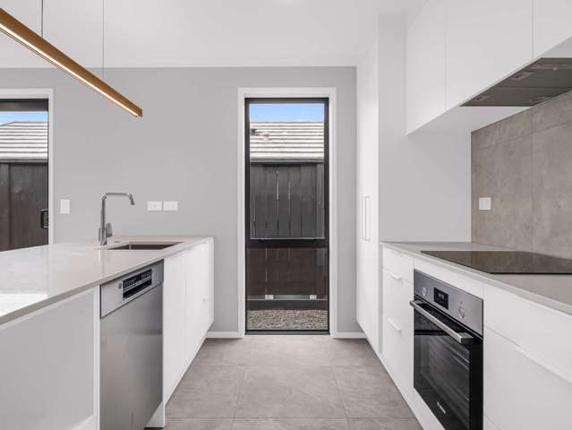 5 Piwaiwaka Lane Ramarama_4