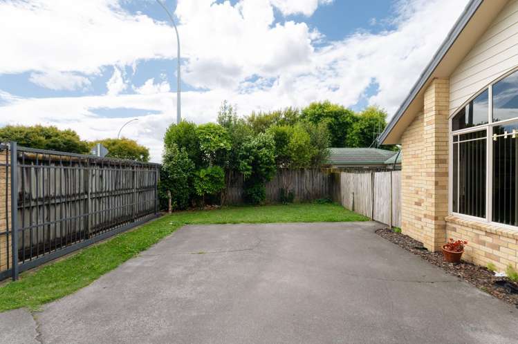 394 Peachgrove Road 10458_1
