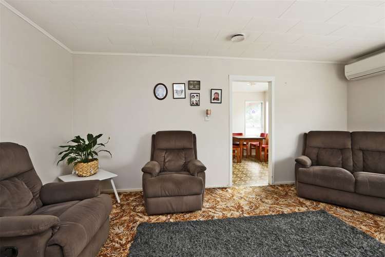 9 Stonehaven Street Flaxmere_12