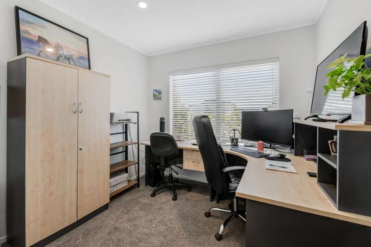 1/2 Pavola Grove Glenfield_13