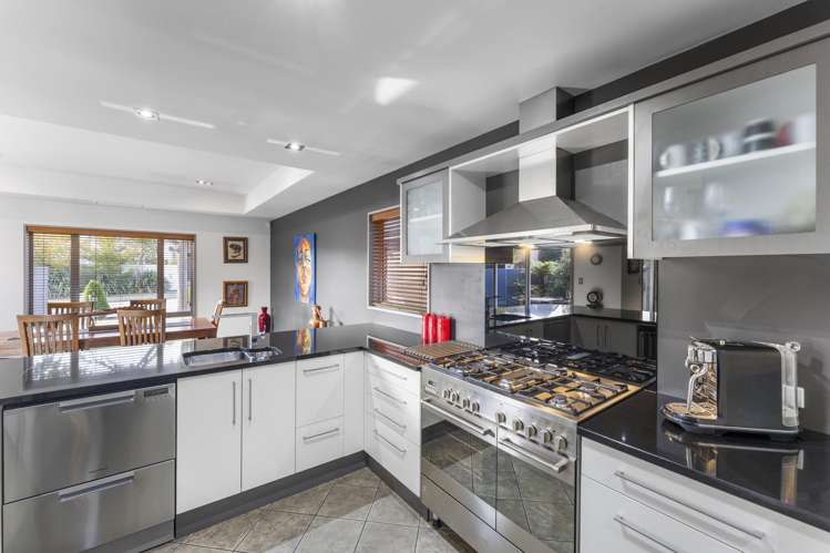 3 Bluestone Drive Waitikiri_8