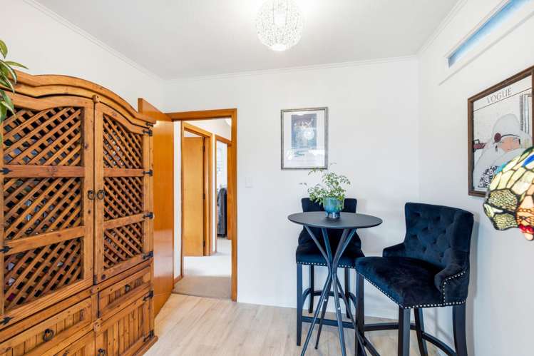 2/2 Lomax Place Islington_6