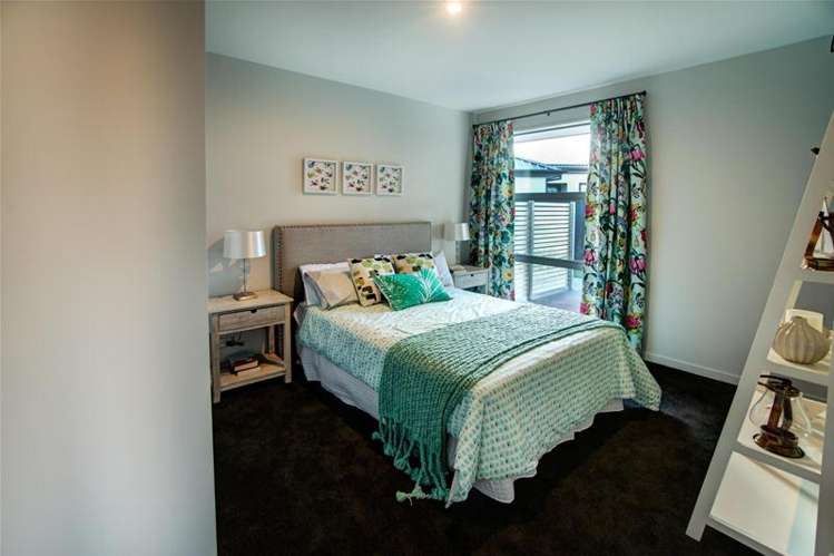 43 Vernon Drive Lincoln_13