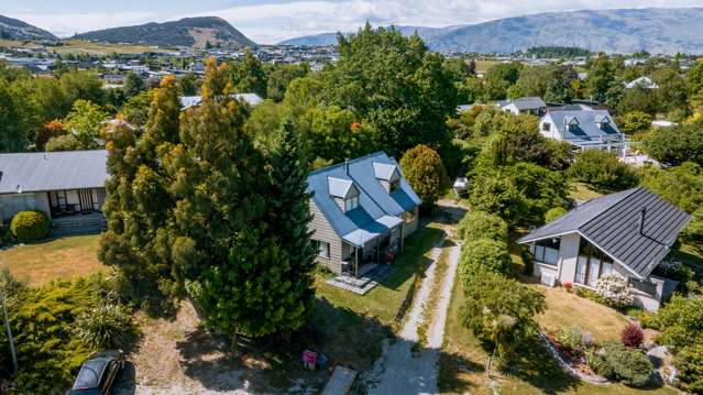 68 Hunter Crescent Wanaka_1