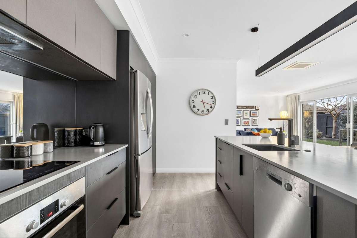8 Richards Street_1