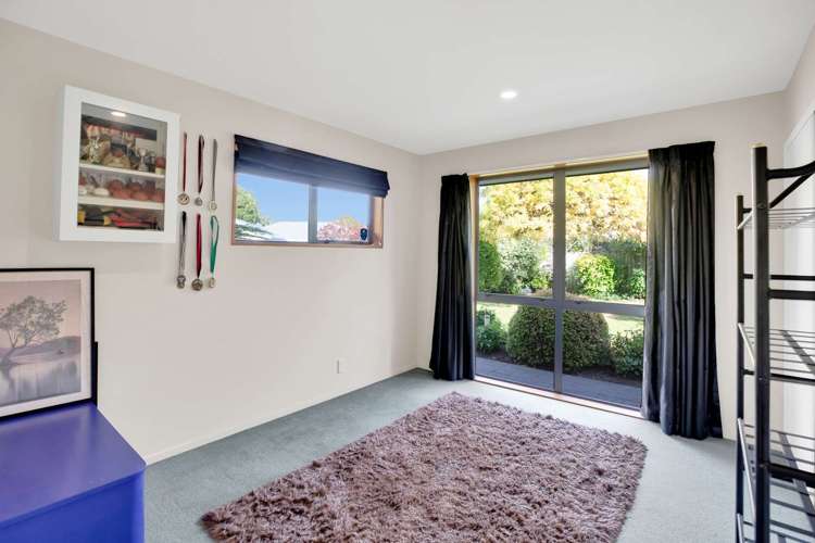 36 Taranaki Drive Woodend_10