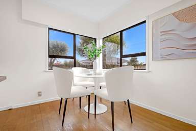 12 Holden Place_4