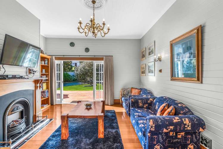 3 Signal Station Road Pouto_22